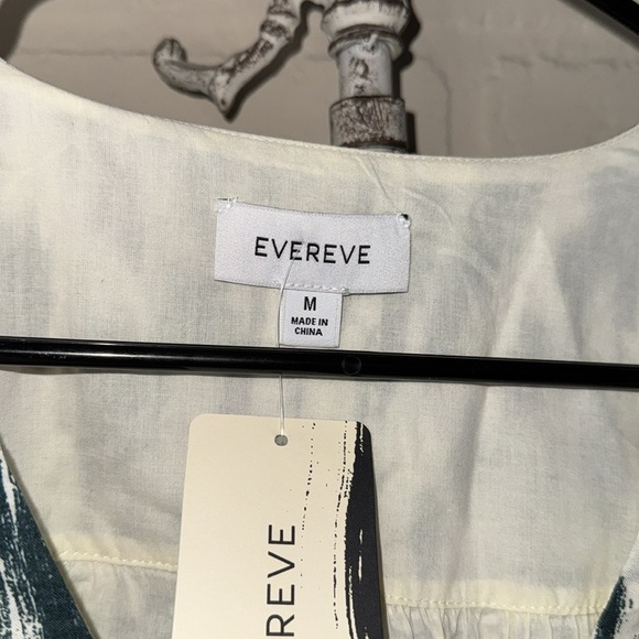 Evereve shirt NEW emerald green and cream wrap top with tie front medium lined - Picture 3 of 7